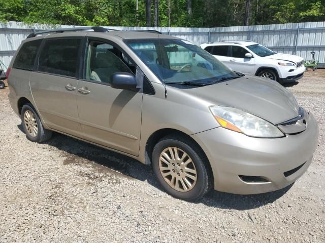 2008 Toyota Sienna LE