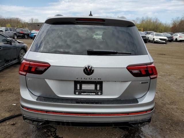 2023 Volkswagen Tiguan SE R-LINE Black