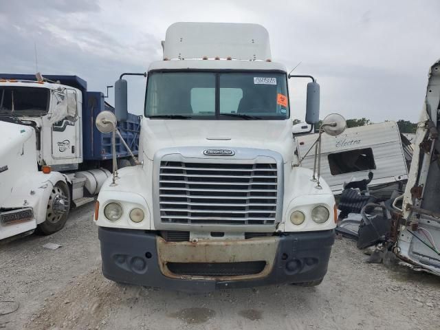 2008 Freightliner Conventional ST120