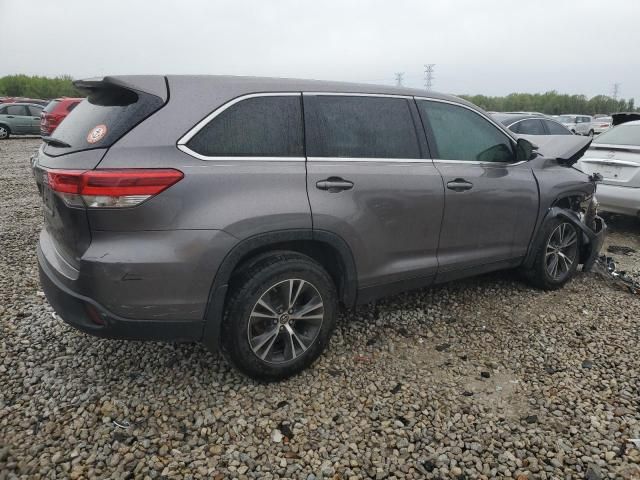 2019 Toyota Highlander LE