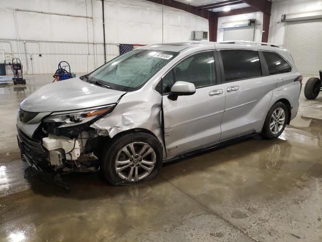 2021 Toyota Sienna Limited