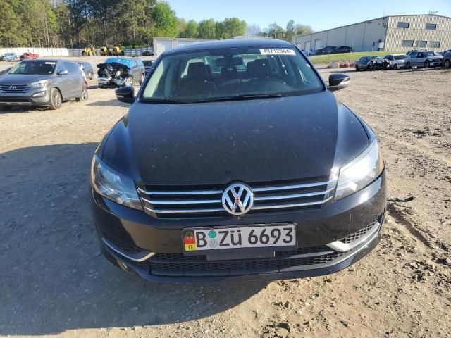 2013 Volkswagen Passat SE