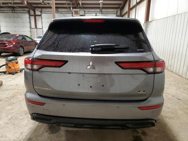 2023 Mitsubishi Outlander SE