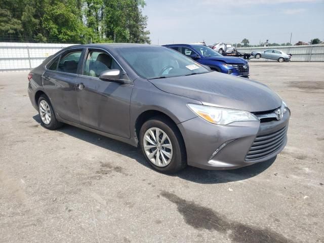 2016 Toyota Camry LE