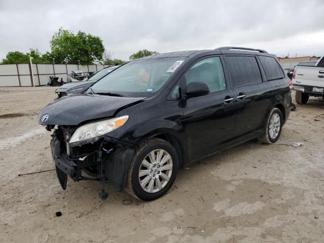 2012 Toyota Sienna XLE