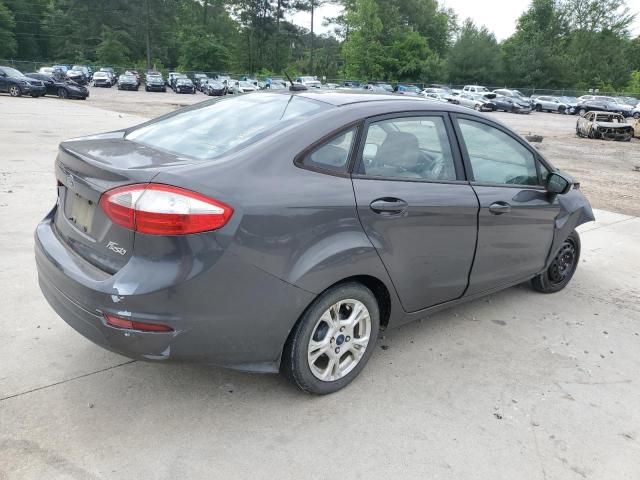 2015 Ford Fiesta SE