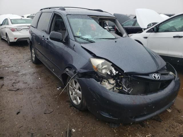 2007 Toyota Sienna CE