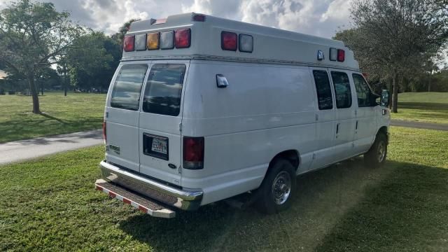 2013 Ford Econoline E350 Super Duty Van