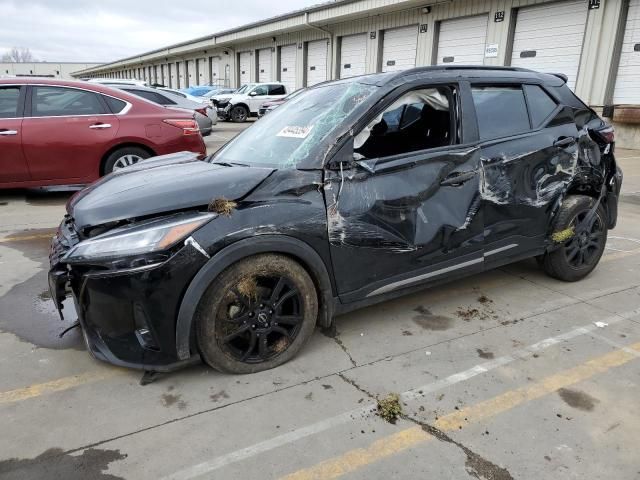 2023 Nissan Kicks SR