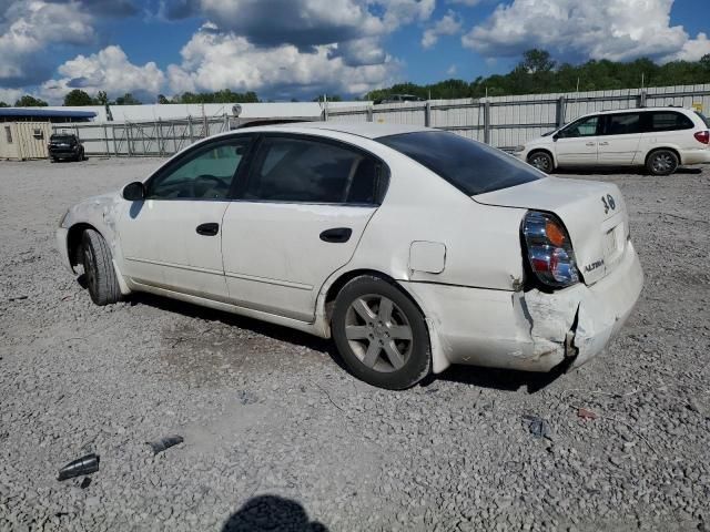 2004 Nissan Altima Base