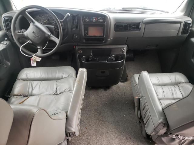 2002 GMC Savana RV G3500