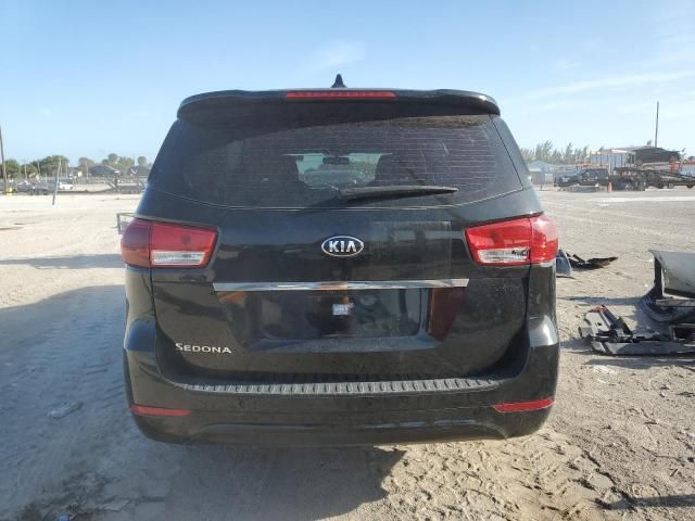 2017 KIA Sedona LX