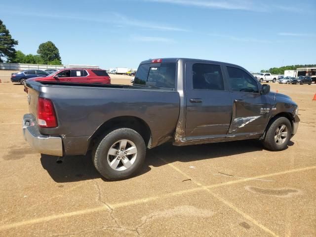 2020 Dodge RAM 1500 Classic SLT