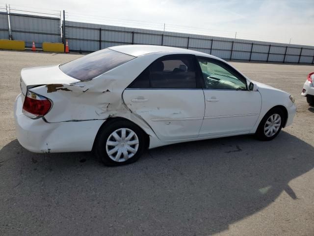 2005 Toyota Camry LE