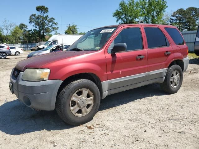 2005 Ford Escape XLS