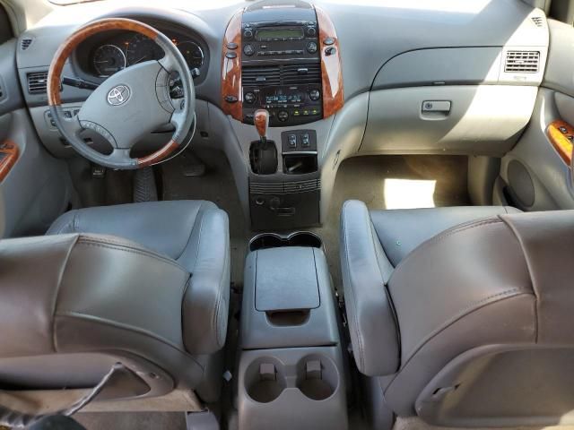 2006 Toyota Sienna XLE