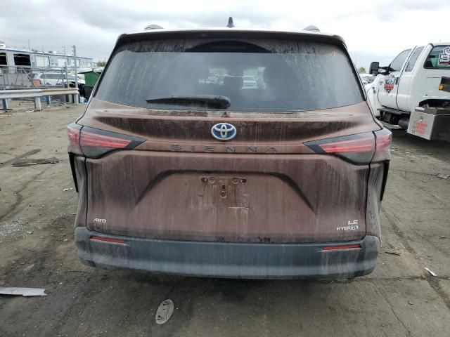 2021 Toyota Sienna LE