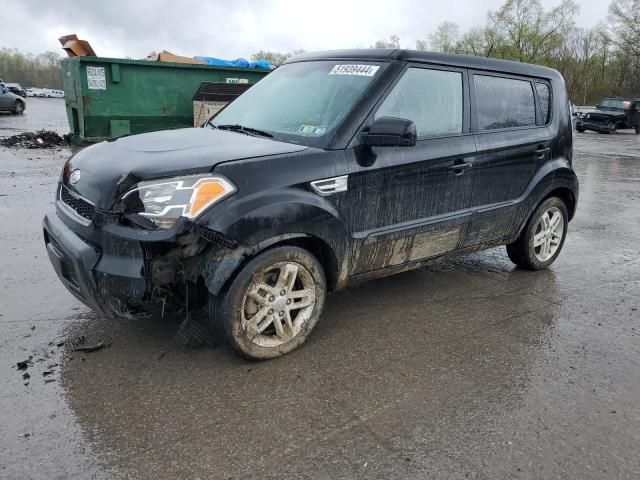 2011 KIA Soul +