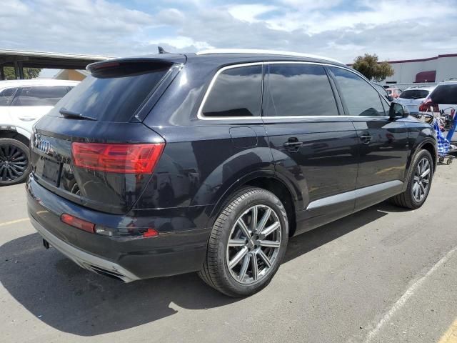 2019 Audi Q7 Premium Plus