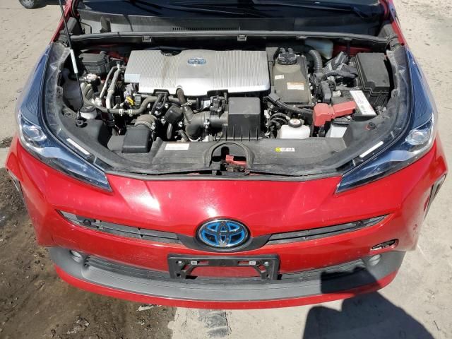 2022 Toyota Prius LE