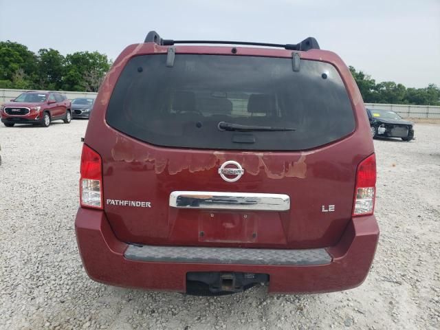 2005 Nissan Pathfinder LE