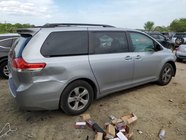 2012 Toyota Sienna LE