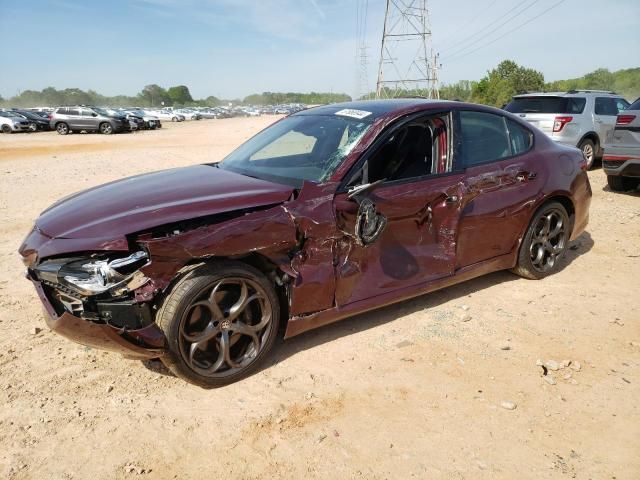 2018 Alfa Romeo Giulia TI Q4