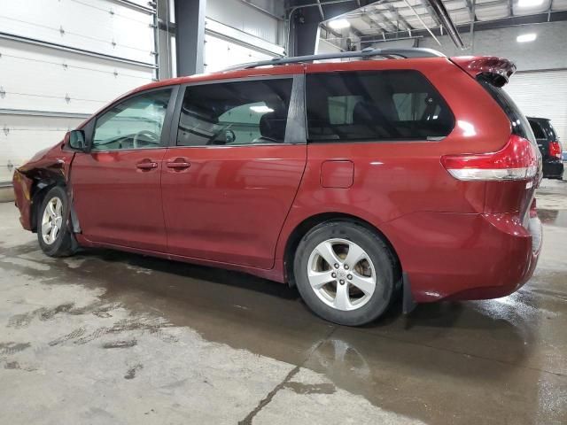 2012 Toyota Sienna LE