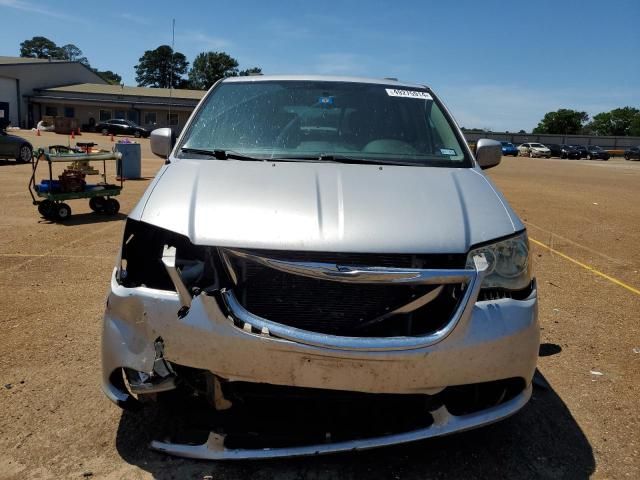 2012 Chrysler Town & Country Touring