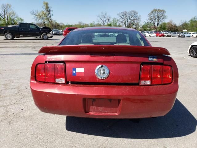 2005 Ford Mustang