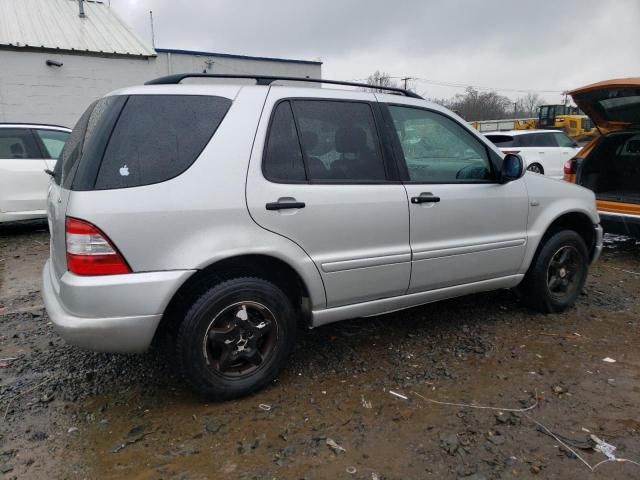 2000 Mercedes-Benz ML 320