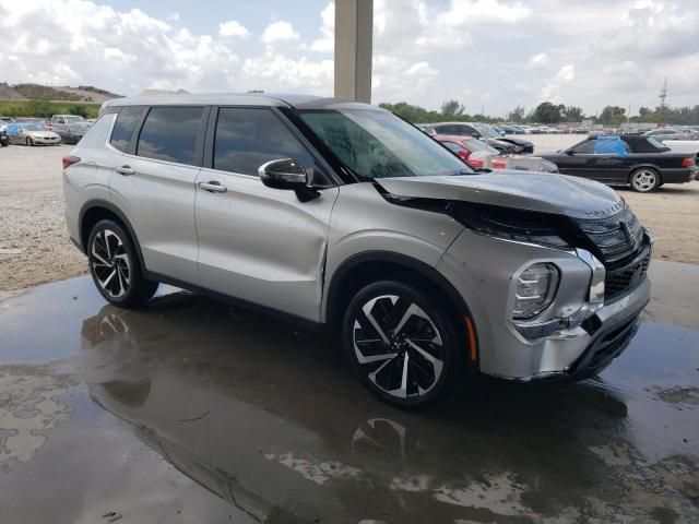 2022 Mitsubishi Outlander ES