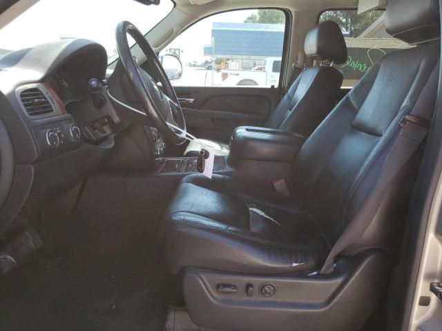 2014 Chevrolet Suburban K1500 LTZ