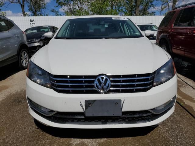 2014 Volkswagen Passat SE