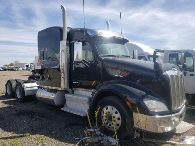 2014 Peterbilt 579