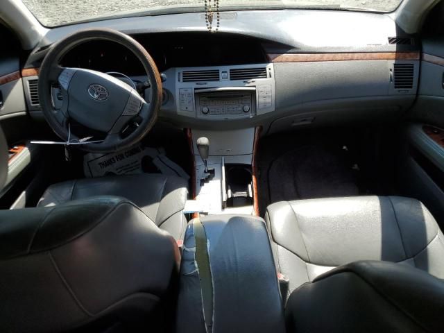 2005 Toyota Avalon XL