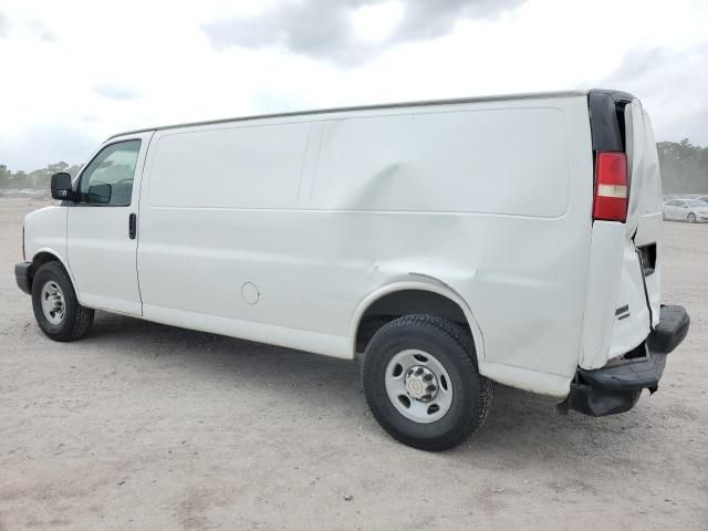 2014 Chevrolet Express G2500