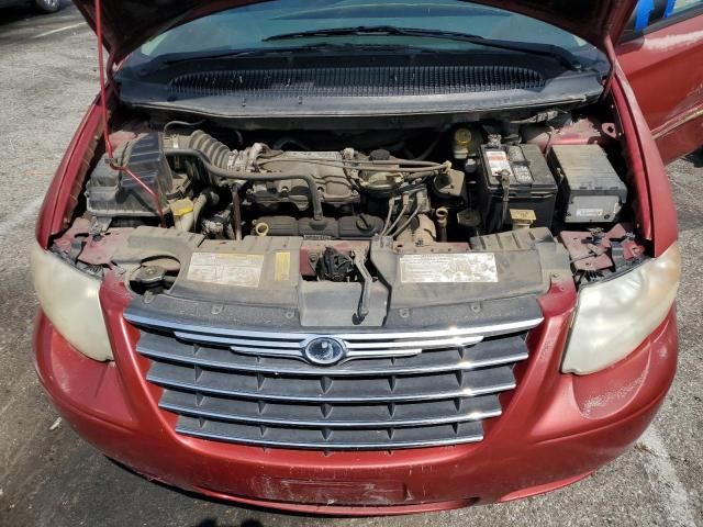 2006 Chrysler Town & Country Touring