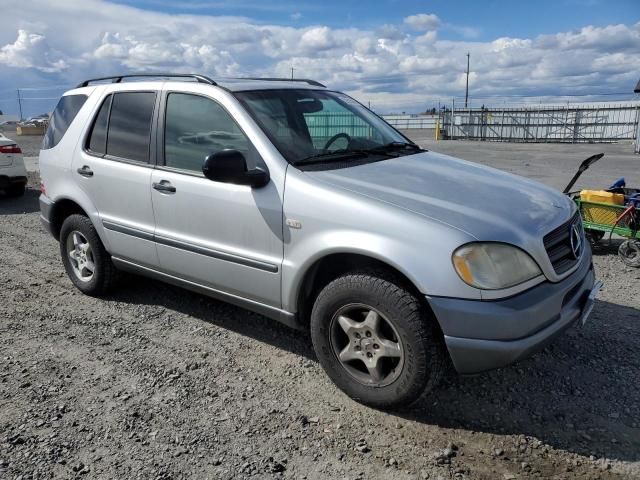 1999 Mercedes-Benz ML 320