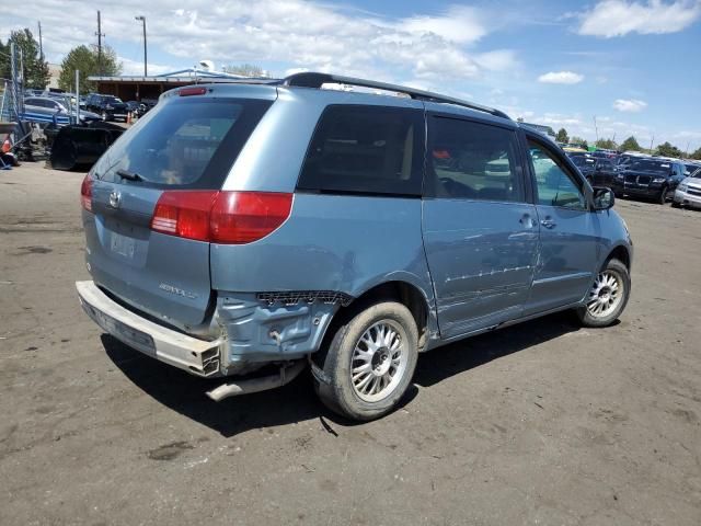 2004 Toyota Sienna CE