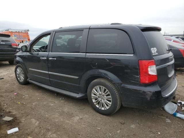 2013 Chrysler Town & Country Limited