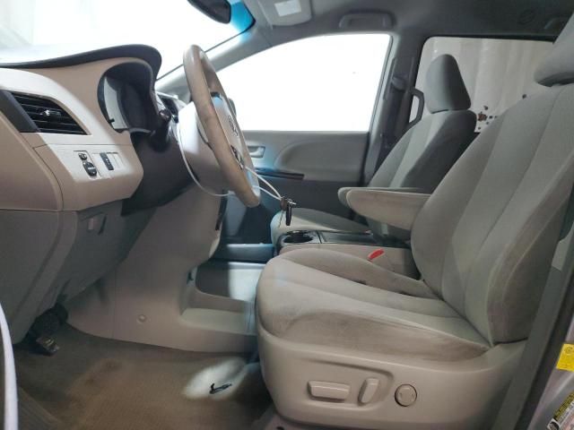 2012 Toyota Sienna LE