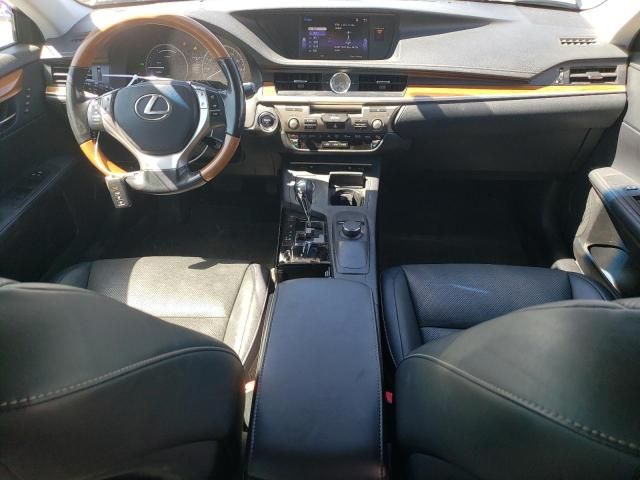 2015 Lexus ES 300H