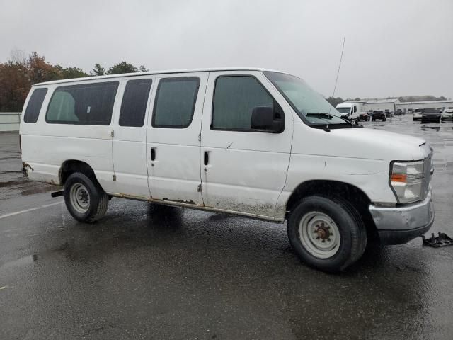 2013 Ford Econoline E350 Super Duty Wagon