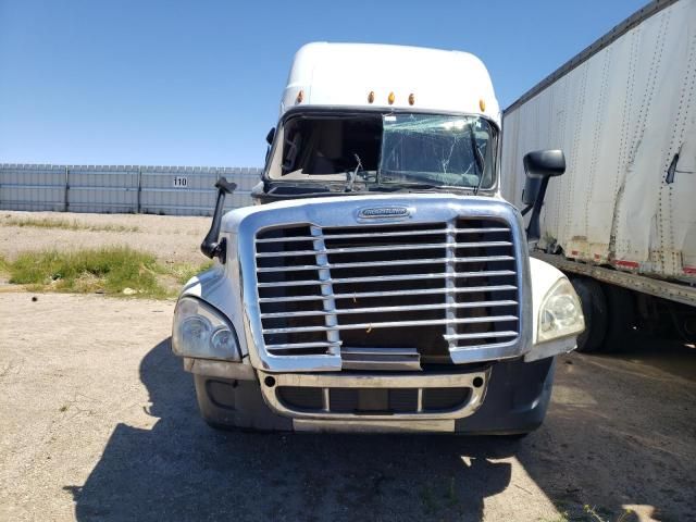 2014 Freightliner Cascadia 125