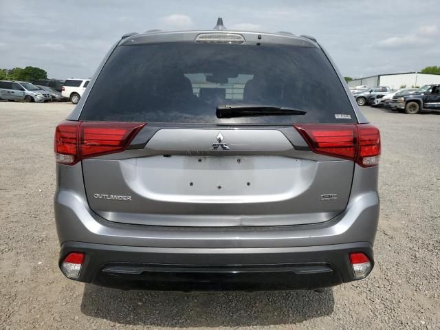 2020 Mitsubishi Outlander SE