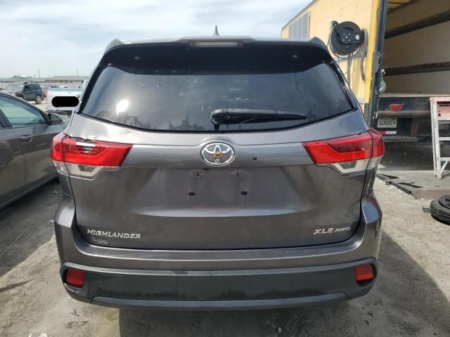 2019 Toyota Highlander SE