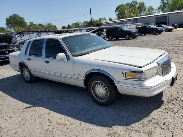 1996 Lincoln Town Car Signature