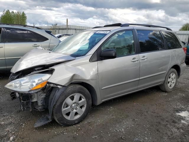 2009 Toyota Sienna CE