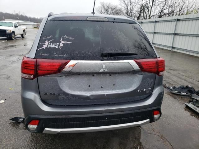 2016 Mitsubishi Outlander SE